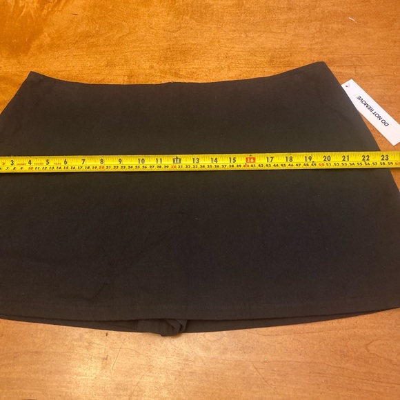 Princess Polly Gigi Black Skort - Picture 4 of 7